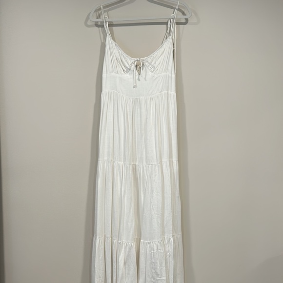 White Linen Maxi Dress by NIA - Picture 6 of 10